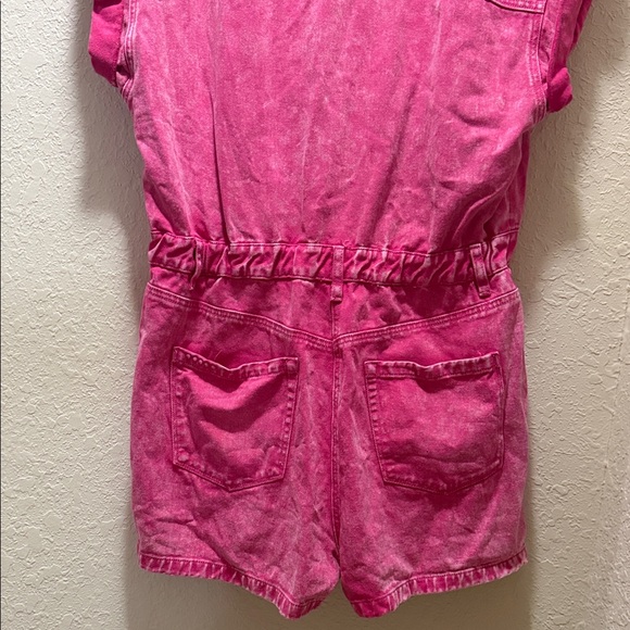 Hot Pink Short Sleeve Denim Romper, Excellent Condition, Size L - Picture 5 of 5